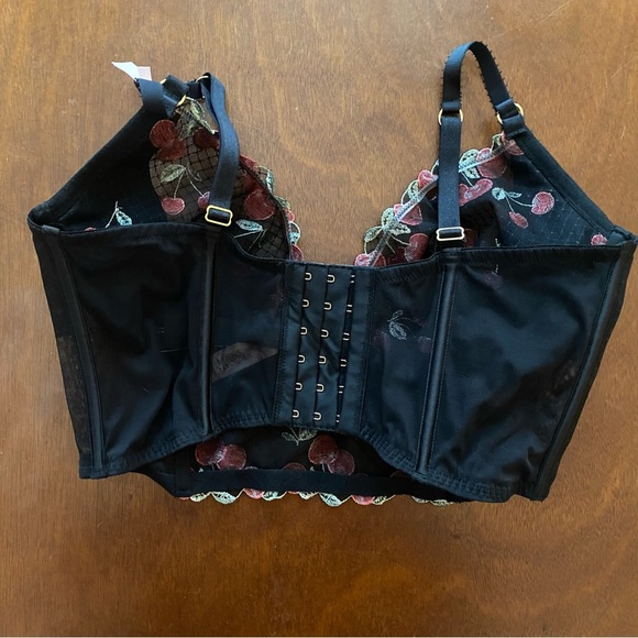 New Victoria’s Secret Cherry Black Long Line Bustier Bra 36DD NWT Whimsigoth Top - Picture 7 of 9